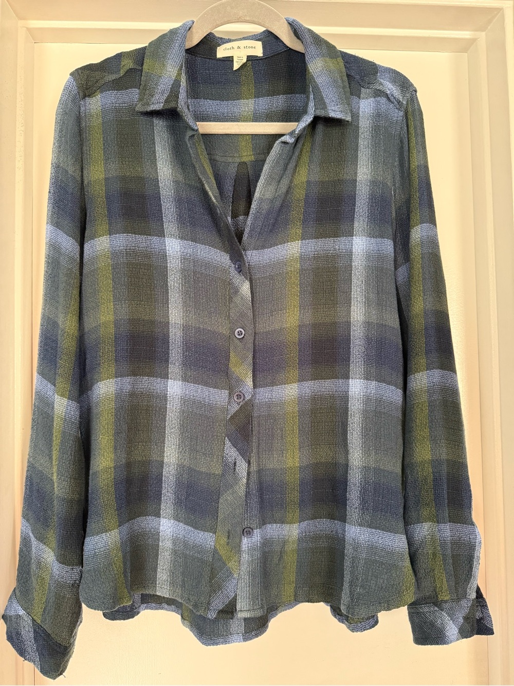 Cloth & Stone Women's Plaid Button-Up Shirt - Blue & Green